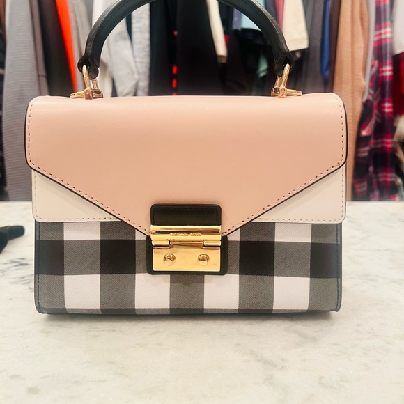 Michael kors bag - Picture 1 of 9